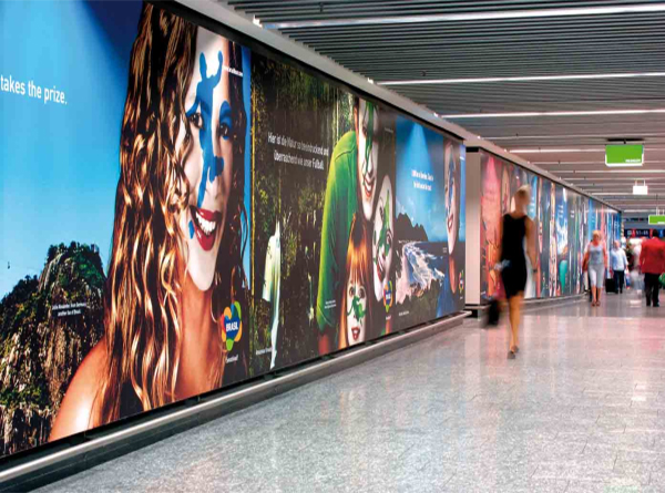 wall_wraps_mall_baracade